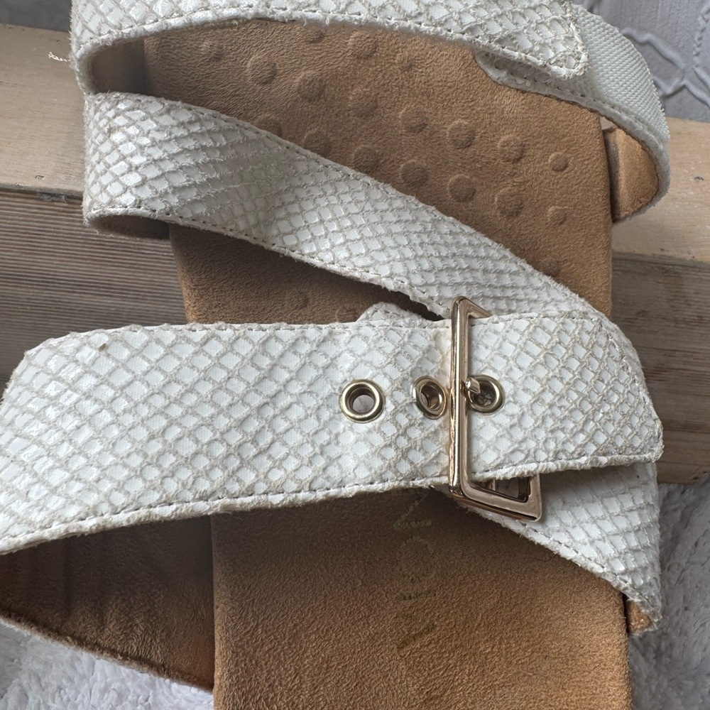 Vionic Adjustable Straps Sandals - image 7